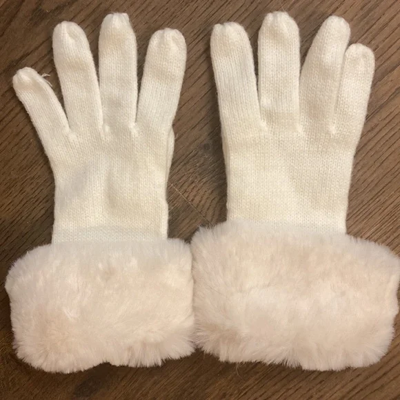 New LC Lauren Conrad Fur Cuffed Knit Gloves - Picture 4 of 5